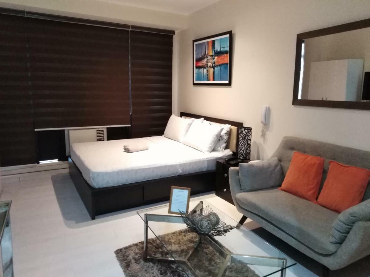 Seven Doors Aparthotels In Gramercy Makati Makati City Eksteriør bilde